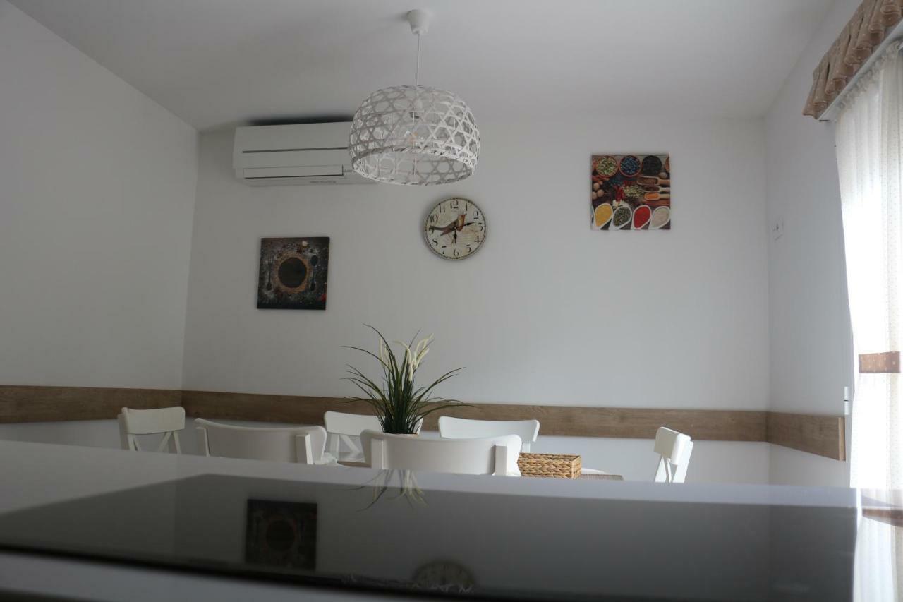 Apartamentos Roca Tarpeya Tolède Extérieur photo